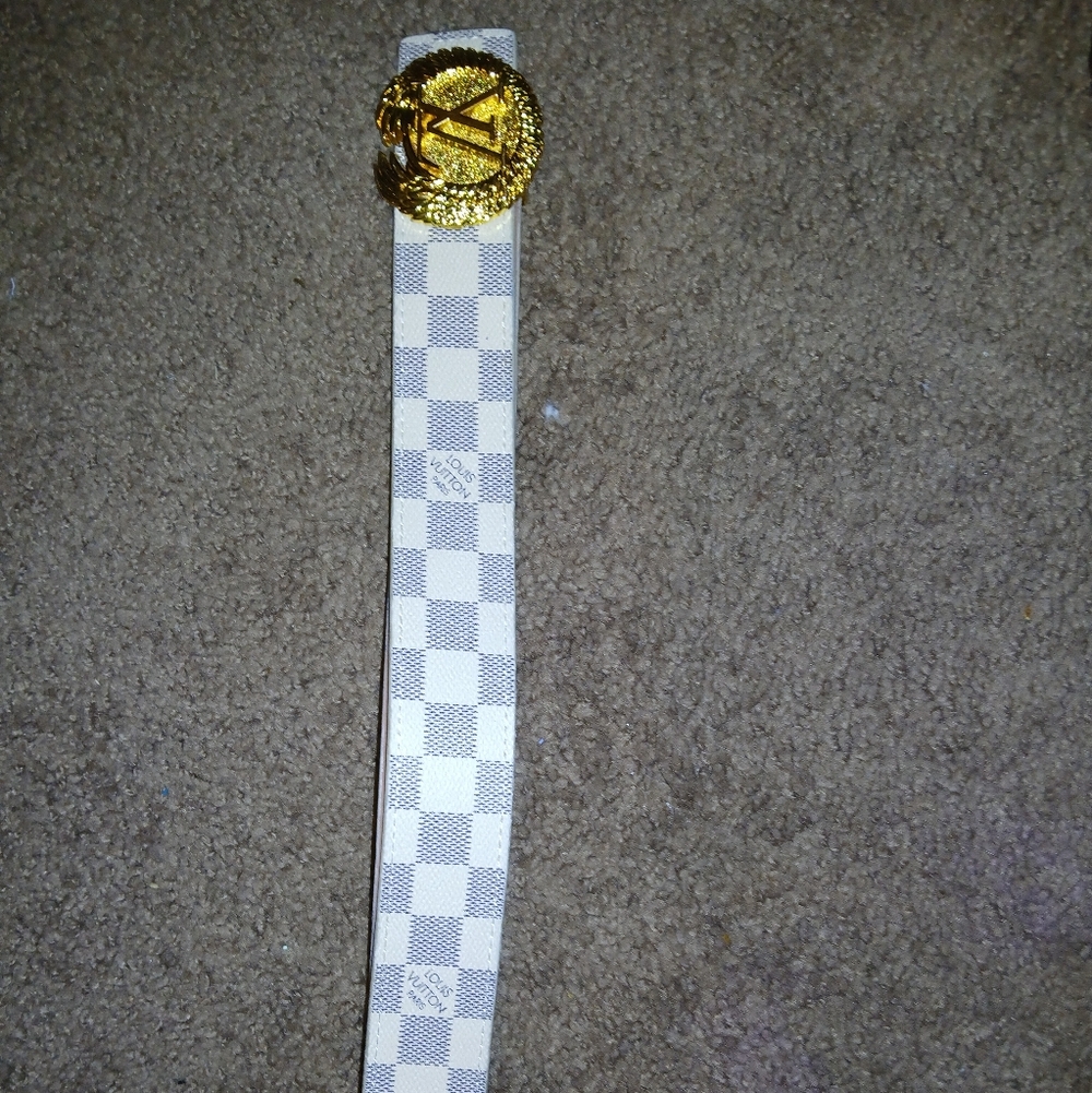 Louis Vuitton Womens Belt